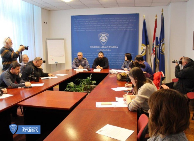 Slika /2019/provalnici12.jpg