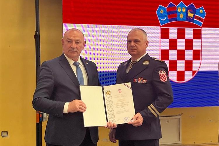 Slika /2025/bljesak.zahvalnica.jpg