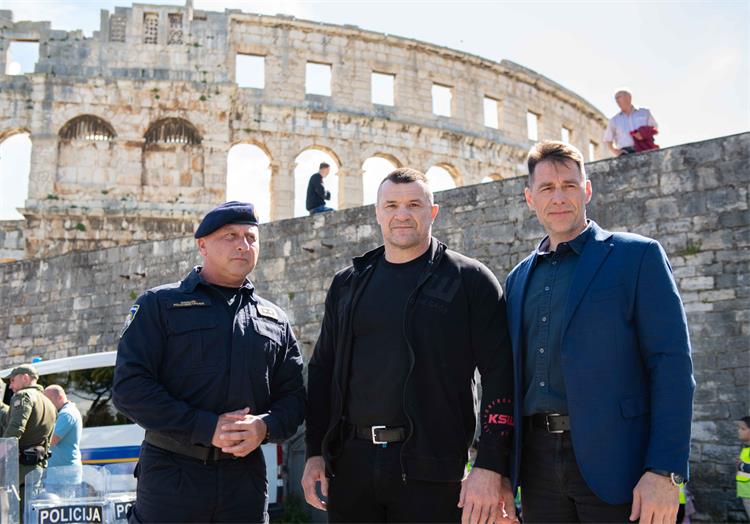 Slika /2025/dov1.jpg