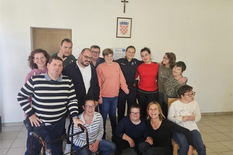 Slika /2025/ena1.jpg