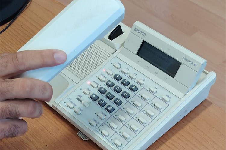 Slika /2025/telefon.jpg