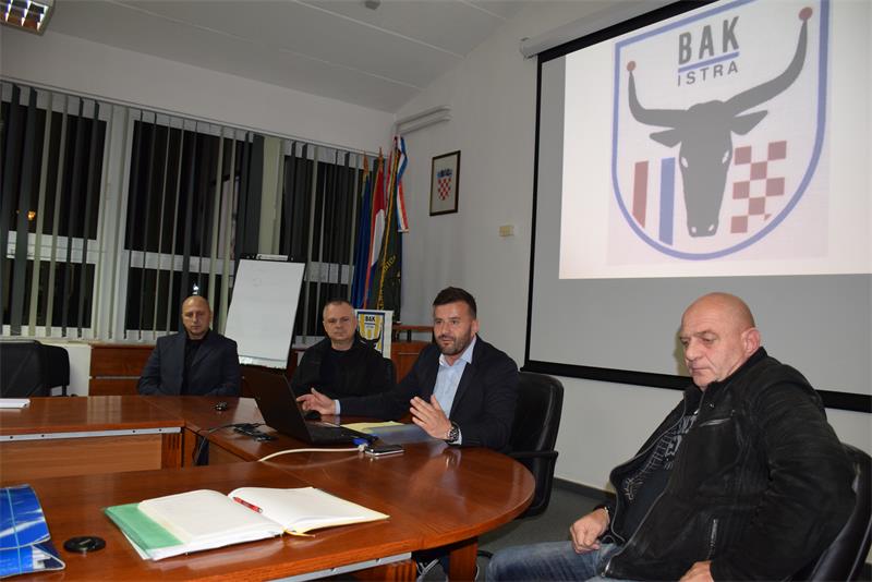 Slika /PU_I/SJP/2017/skupština2.JPG