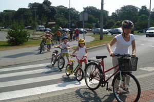 Slika PU_I/vijesti/2014/Biciklisti-djeca2.jpg